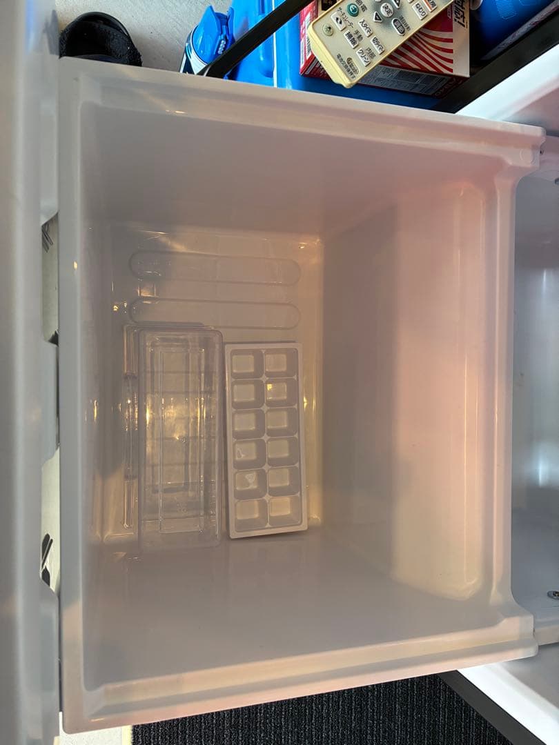 2023年製 冷蔵庫シャープノンフロンSJ-D15J-H