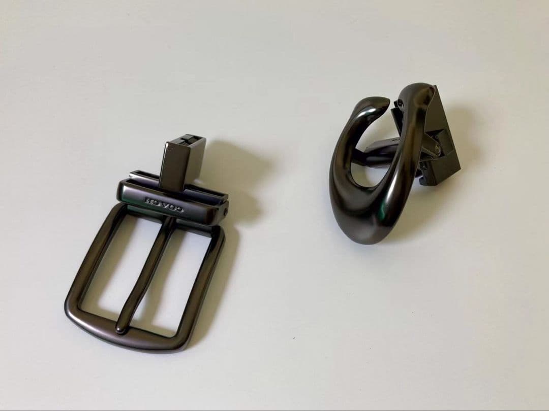 SALE♪コーチ　新品　リバーシブル　シグネチャー　バックル回転　社会人　紳士