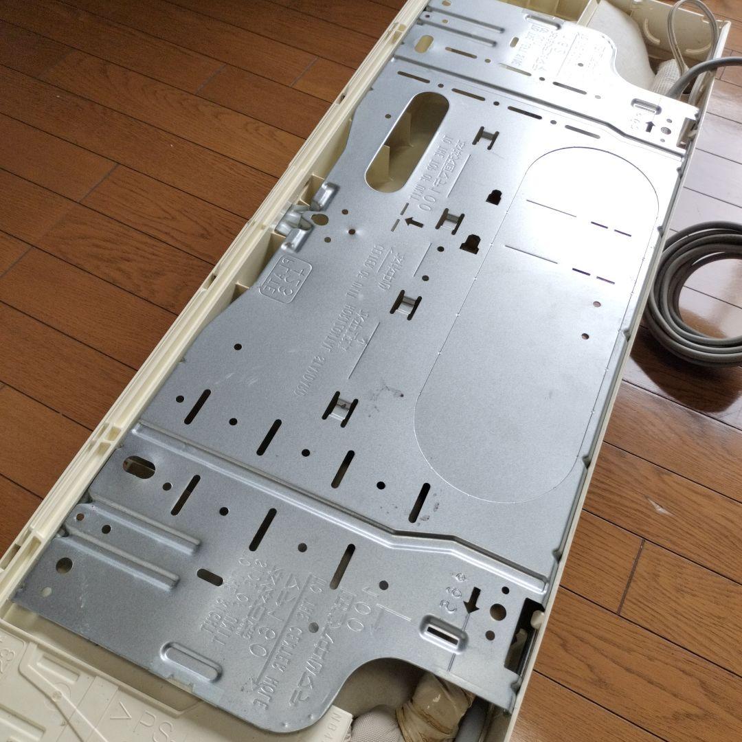 〈使用頻度僅か〉三菱霧ヶ峰　MSZ-GE2216-W　　主に6畳用