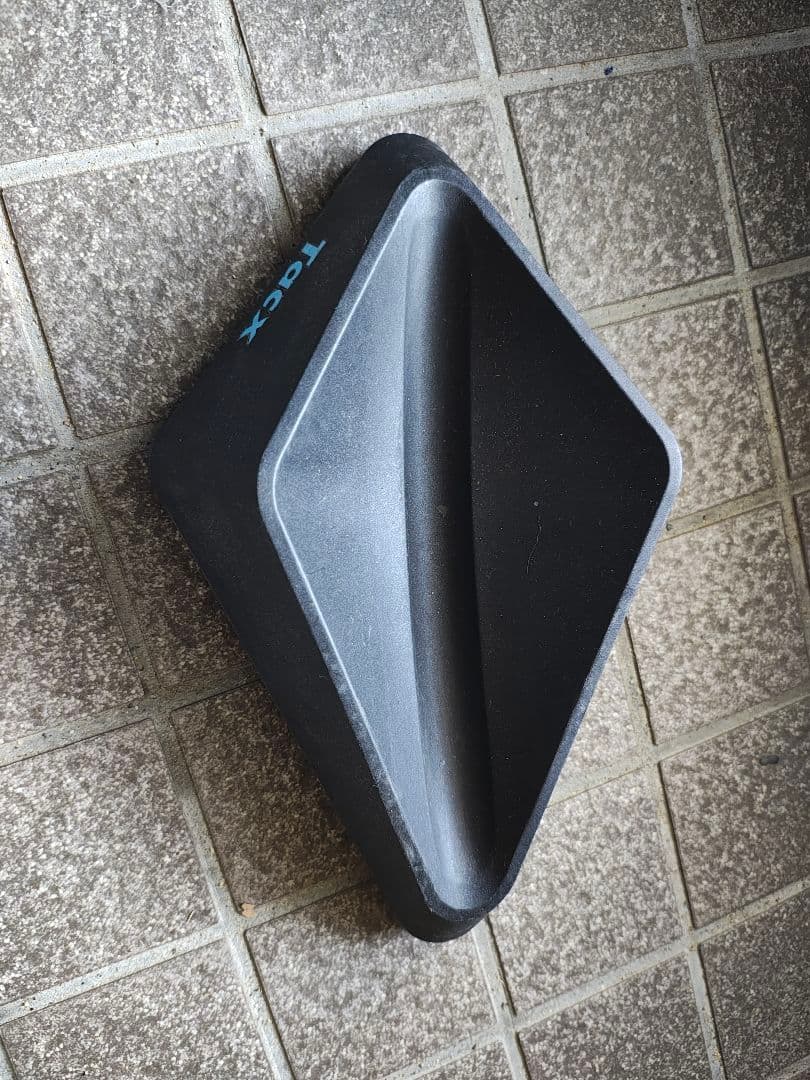 Tacx neo　スマートローラー中古