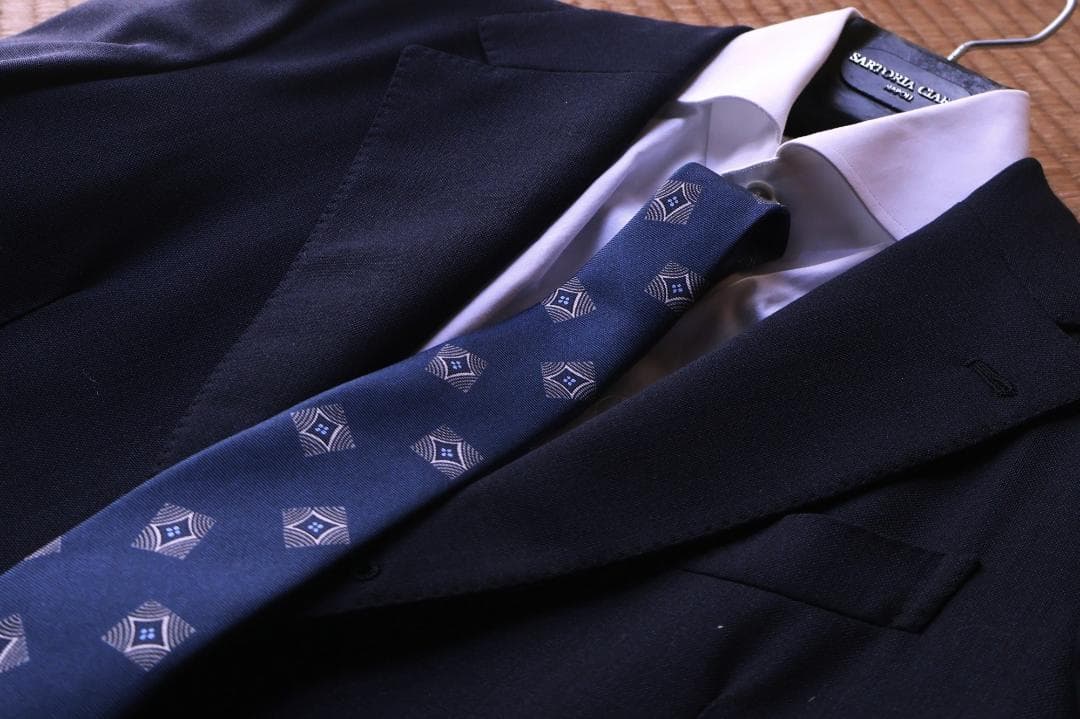 ぴよぴよ 未使用 伊 フランコバッシ ネイビー 幾何学柄 単一柄小紋