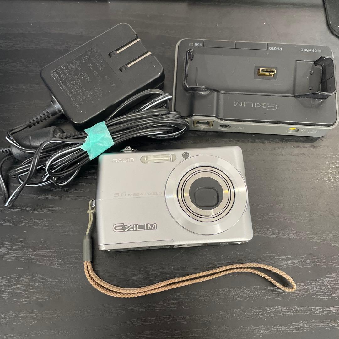CASIO EXILIM 5.0MP コンパクトデジタルカメラ