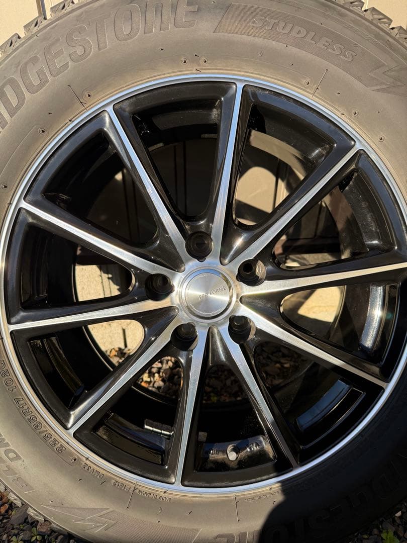 ブリヂストン 17インチ アルミホイールスタッドレスタイヤエコフォルム　ハリアー