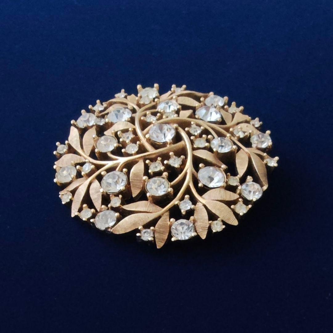 ヴィンテージtrifari ラインストーンボタニカルブローチ　ゴールド