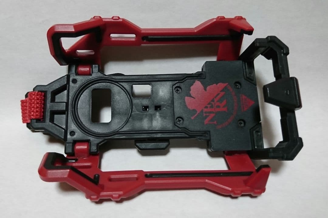 『ヱヴァンゲリヲン新劇場版:破』NERV特別仕様携帯「SH06-A NERV」