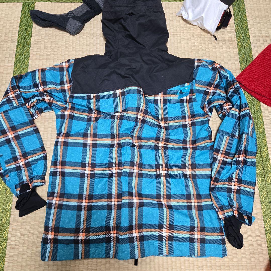 スノボウェア一式（ウェア、ゴーグル、ニット帽、手袋、靴下等）