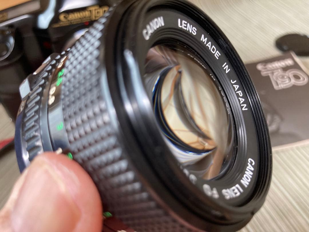 完動美品Canon T-90セット　フィルム一眼レフの最高峰