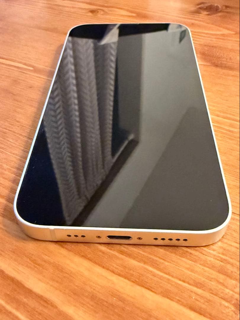 iPhone14 256GB スターライト 美品 本体のみ