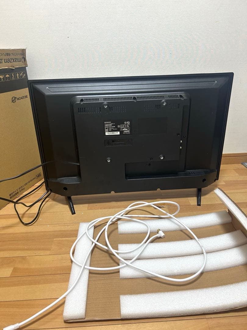 maxzen 32インチ液晶テレビ J32CH02 本体