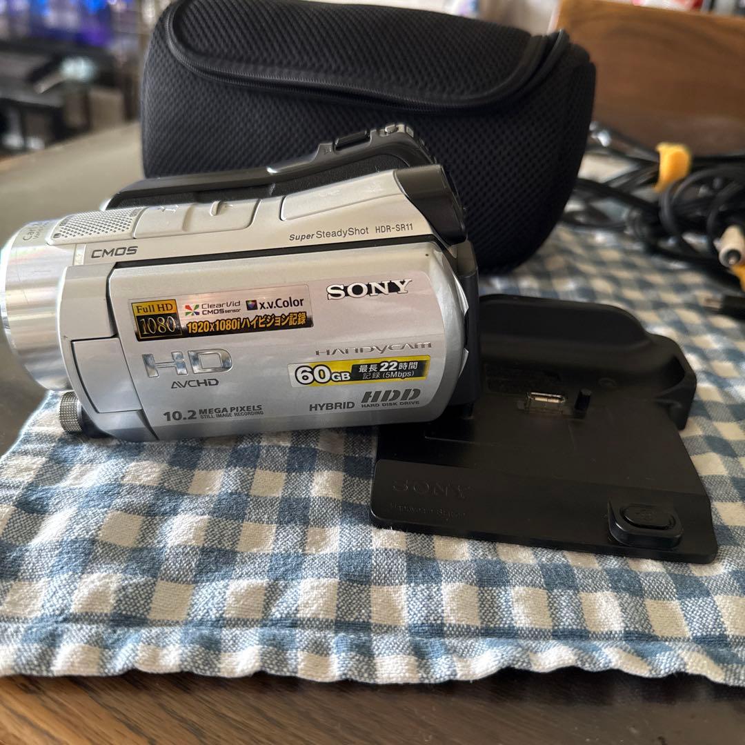 SONY ハンディカムHDR-SR11 バッテリー、テレビなどに繋ぐ配線など