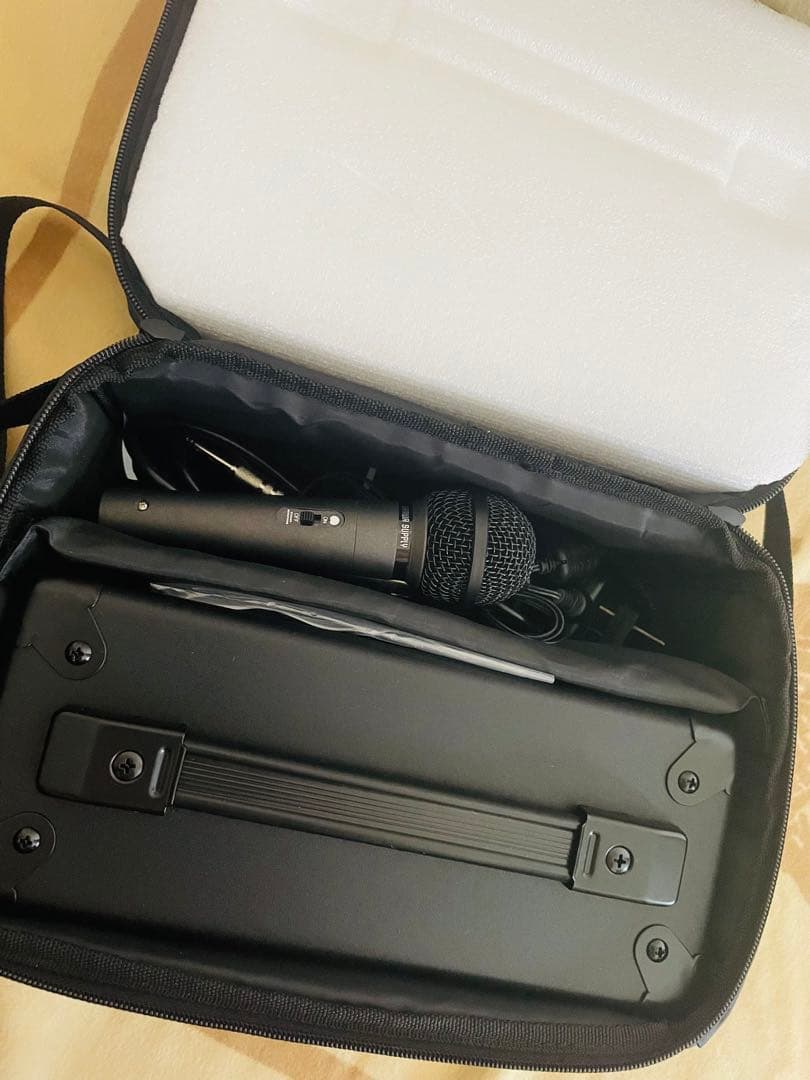 美品　サンワサプライ マイク付き拡声器スピーカー ブラック MM-SPAMP