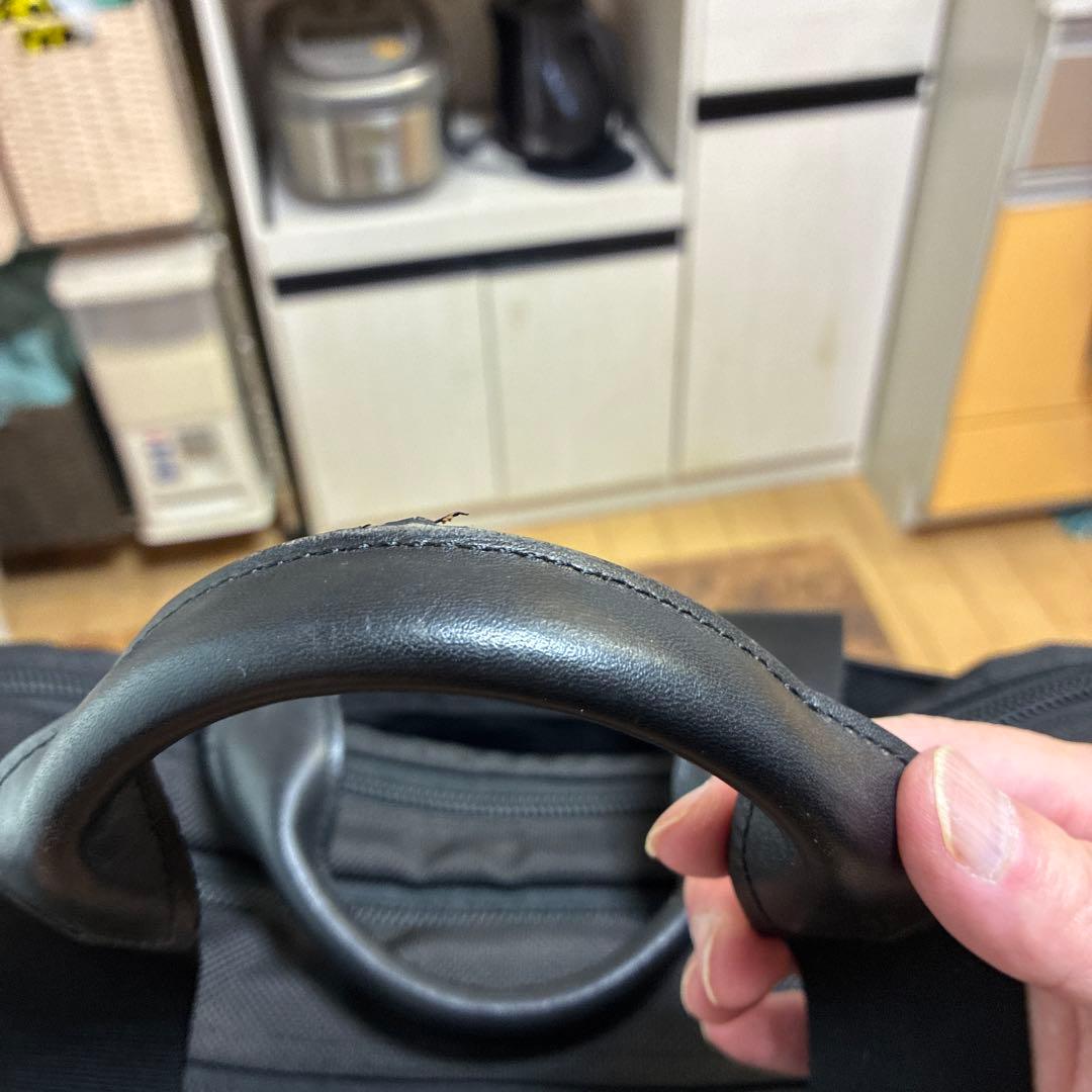 ビジネスバッグ ブラック 収納力高