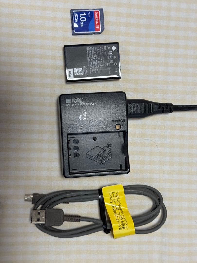 RICOH Caplio GX8 8.2メガピクセル