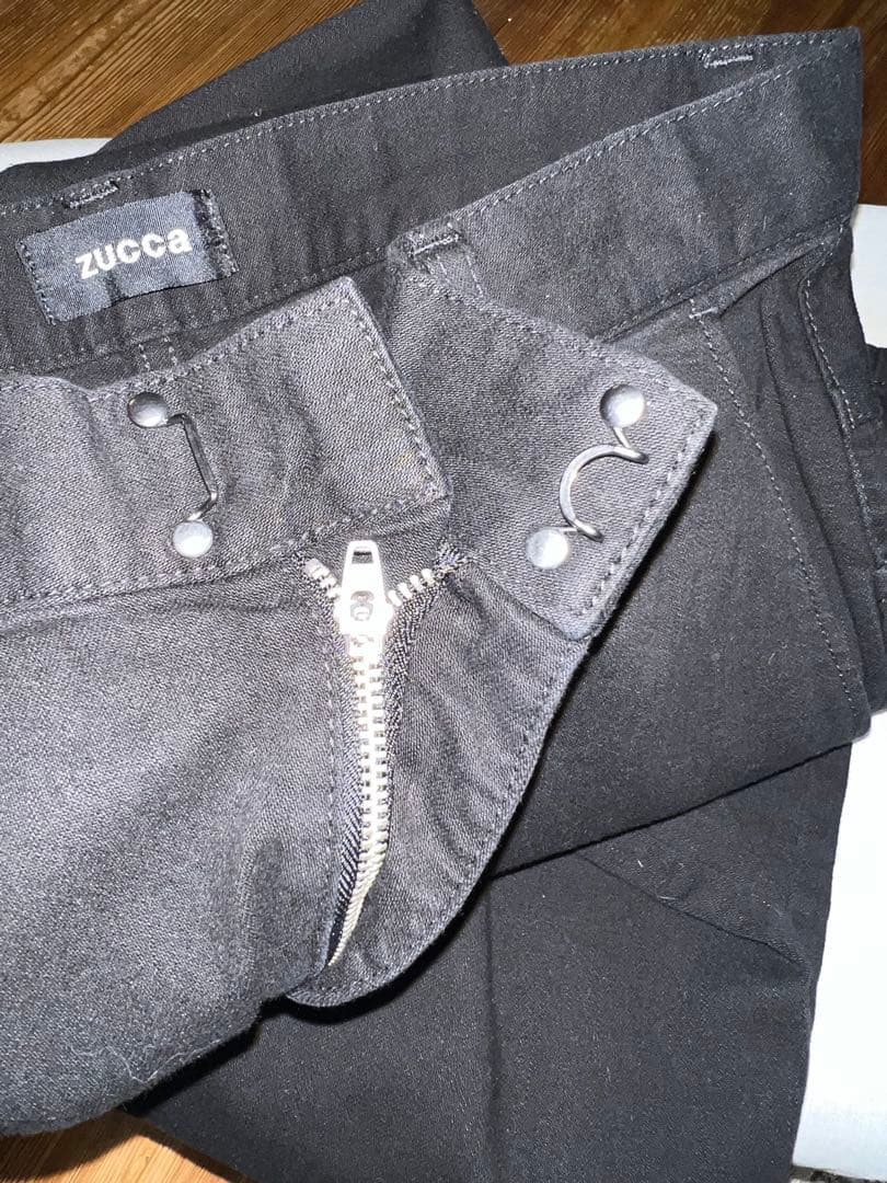 【新品】zucca ズッカ ストレッチデニム パンツ L ブラック