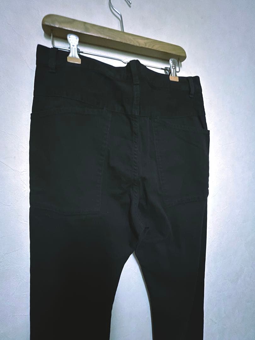 【新品】zucca ズッカ ストレッチデニム パンツ L ブラック