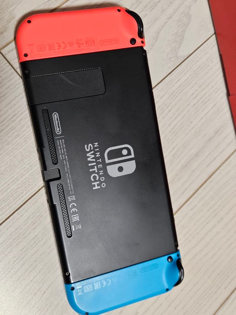 ケ*ン様 Nintendo Switch　本体　付属品全てあり