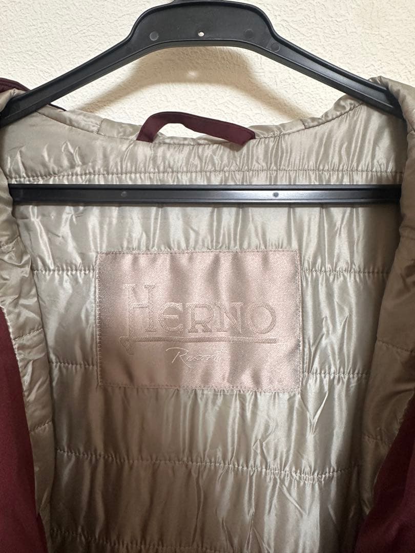 ＨＥＲＮＯ(ヘルノ)サイズ46 中綿アウター　美品
