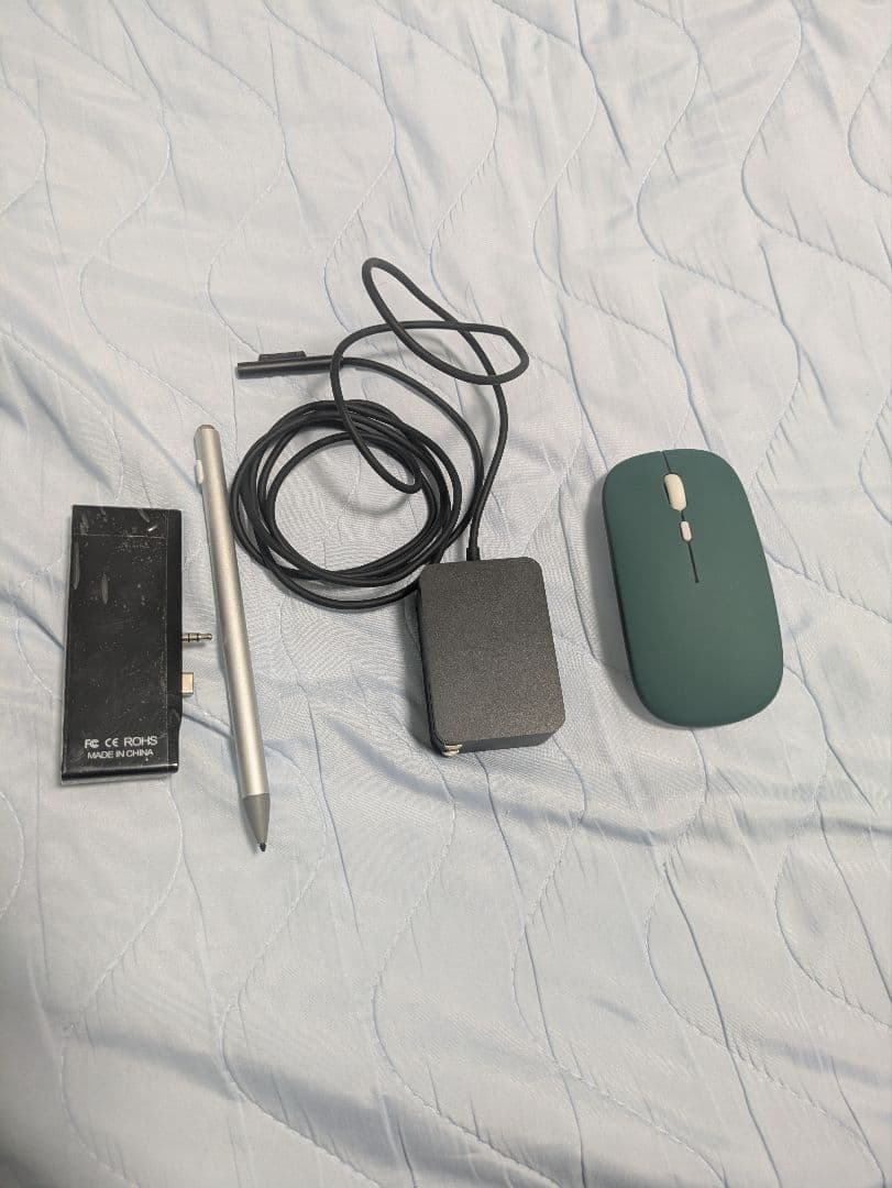 Surface Go2本体 キーボード・マウス・ペン、カバー付き