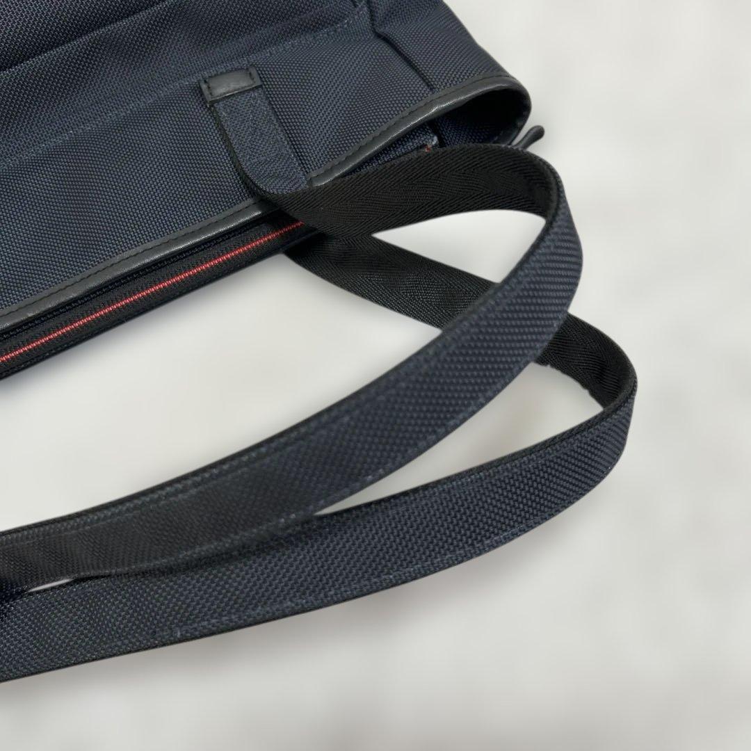 美品　タケオキクチ 定価2.7万円 ビジネス トートバッグ スマホポーチ　A4