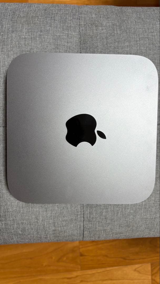 Apple Mac mini 2018スペースグレ(i3/20GB/128GB)