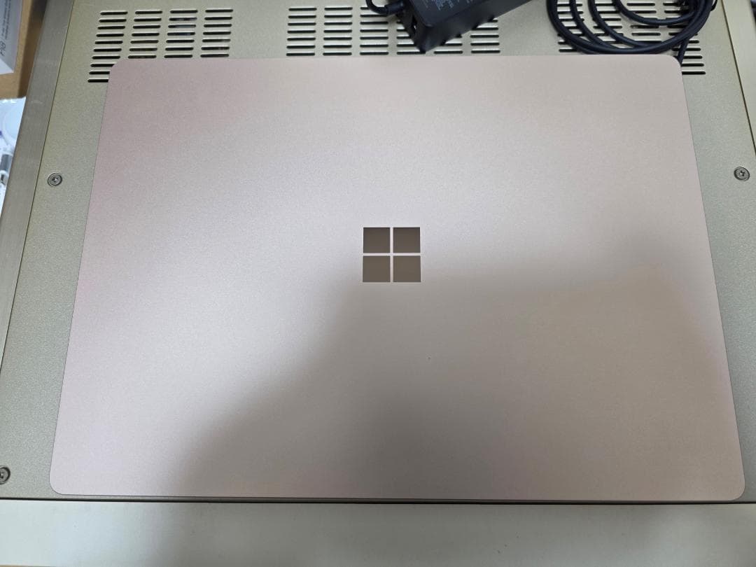 Microsoft Surface Laptop 5 サンドストーン