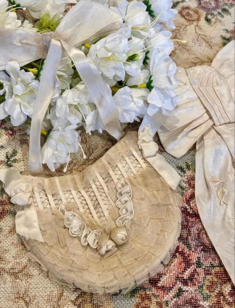 フランスアンティーク✨小さな薔薇リボンバック薔薇の花輪刺繍入りジャボ3点セット‼︎