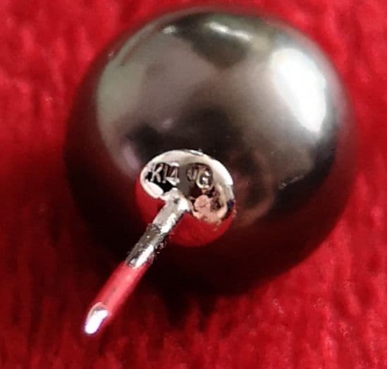新品 14金 ホワイトゴールド 本真珠 ブラックパール 刻印14K