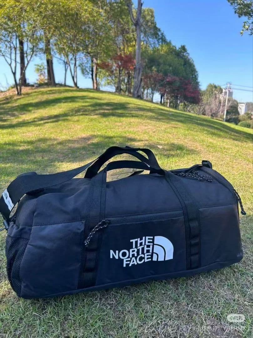 新品　THE NORTH FACE ボストンバッグ 肩掛け　ショルダーバッグ