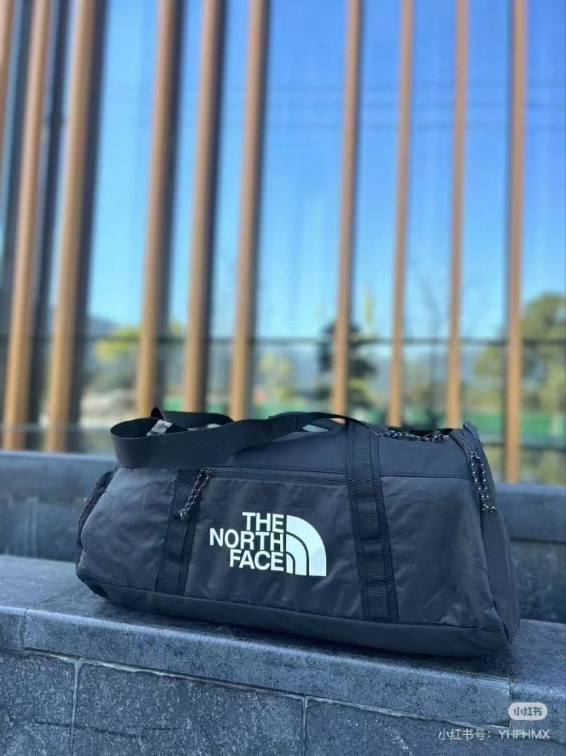 新品　THE NORTH FACE ボストンバッグ 肩掛け　ショルダーバッグ