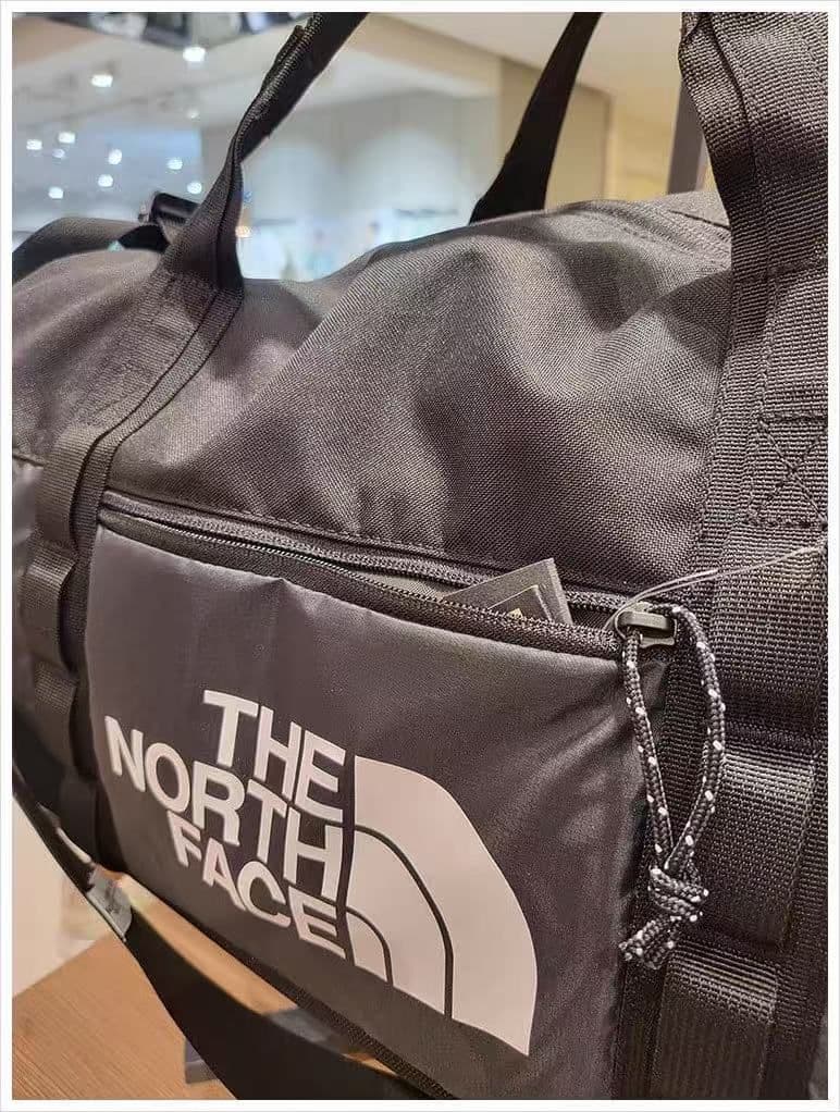 新品　THE NORTH FACE ボストンバッグ 肩掛け　ショルダーバッグ