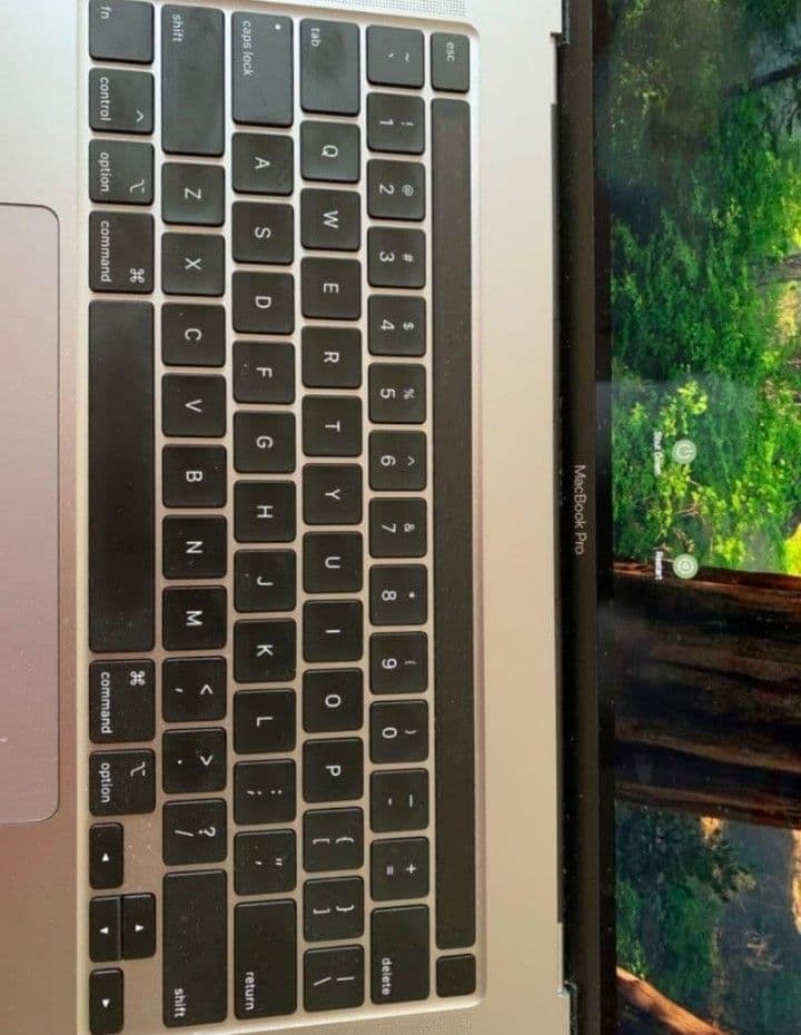 GOLD MacBook Pro 16インチ i9/32gb/1TB