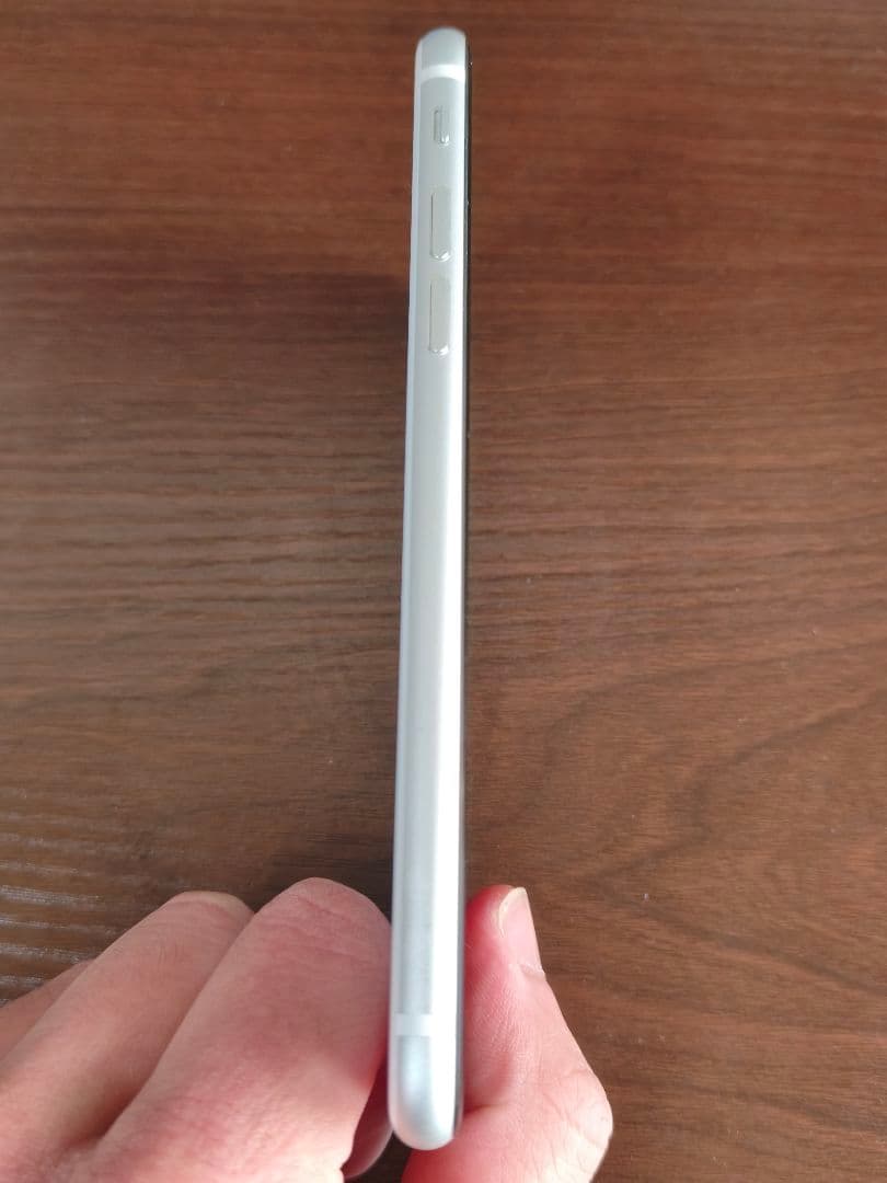 スマートフォン本体 Apple iPhone SE2 2