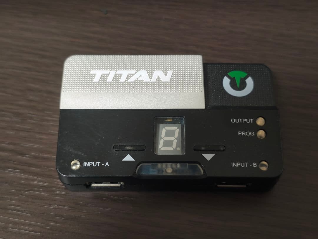 TITAN TWO コントローラーコンバーター