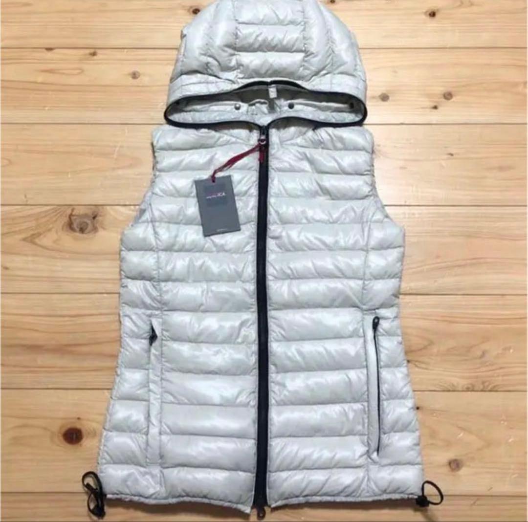 美品　DUVETICA デュベティカ ダウンベスト 40 Mサイズ