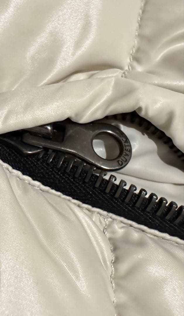 美品　DUVETICA デュベティカ ダウンベスト 40 Mサイズ