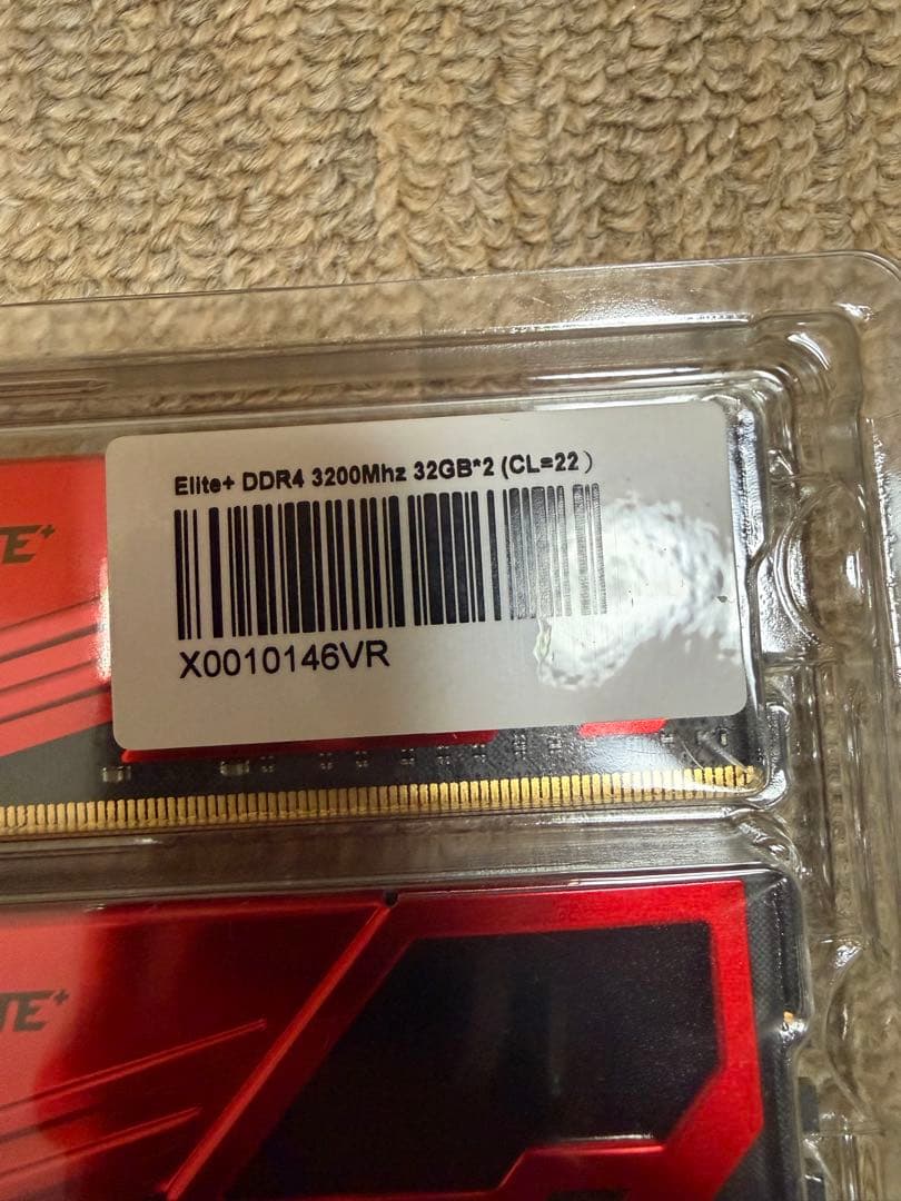 Elite+ DDR4 3200MHz 32GB*2 メモリー