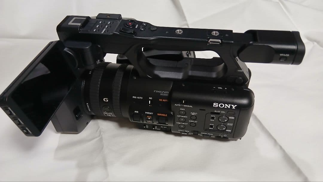 SONY HXR-NX800　ビデオカメラ