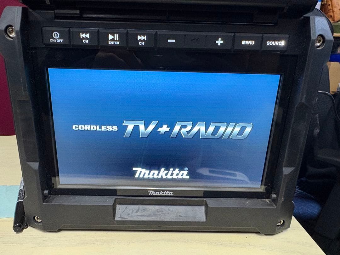 Makita マキタ 充電式TV ラジオ TV100 リモコン充電器付