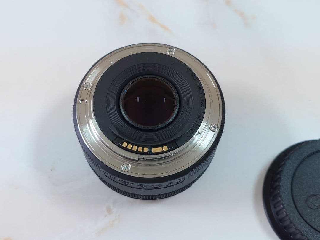 Canon EF 50mm f/1.8 STM レンズ 値下げ不可