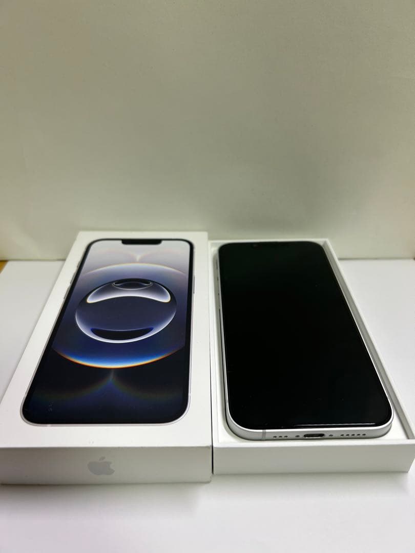 【使用9か月】Apple iPhone16e 256GB ホワイト