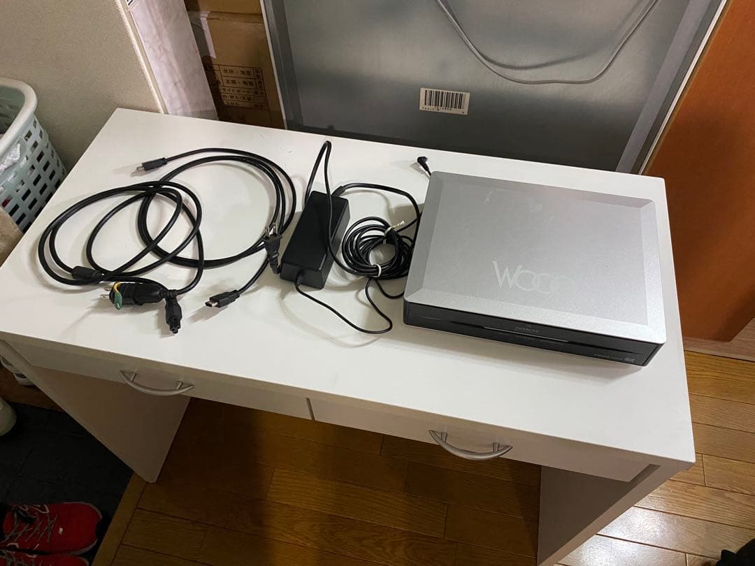 日立 Wooo 液晶テレビ + Woooステーション+ 500GB 録画機能付き