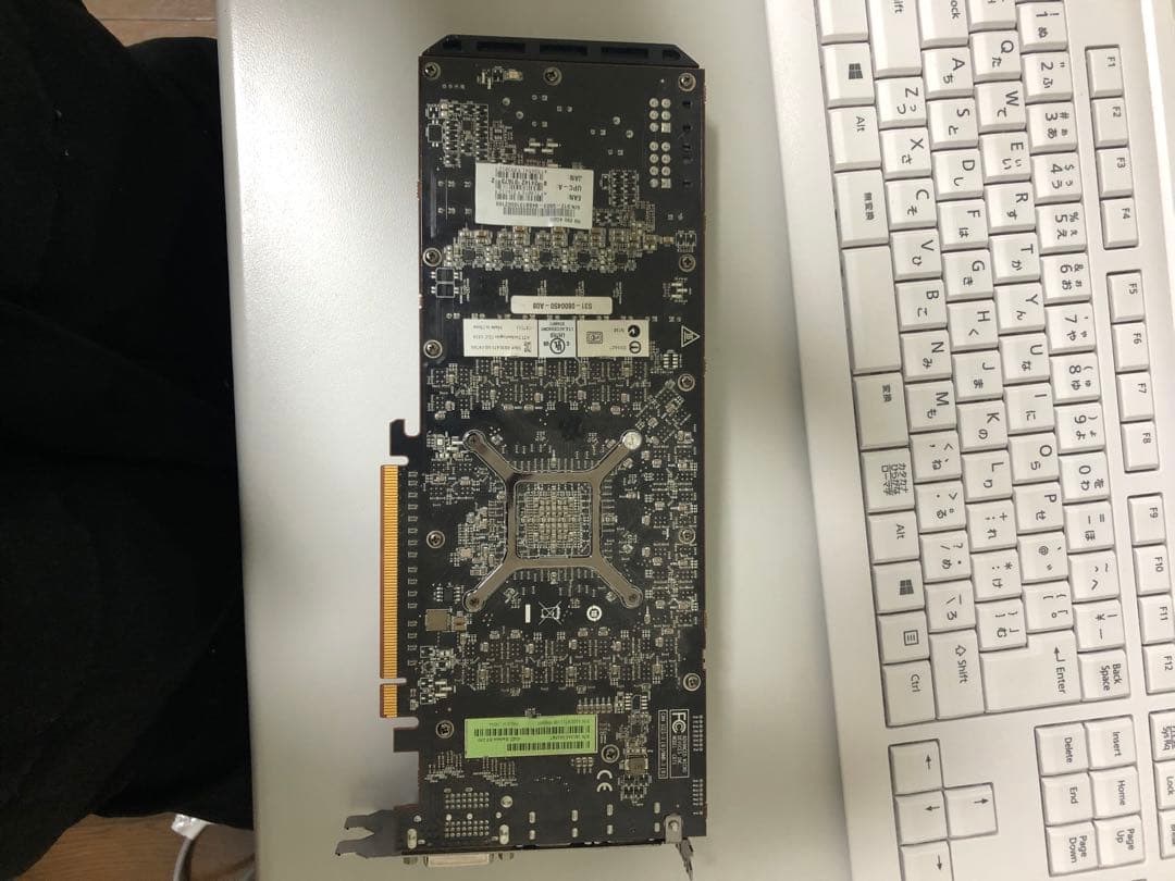 MSI AMD GPU ブラック/レッド