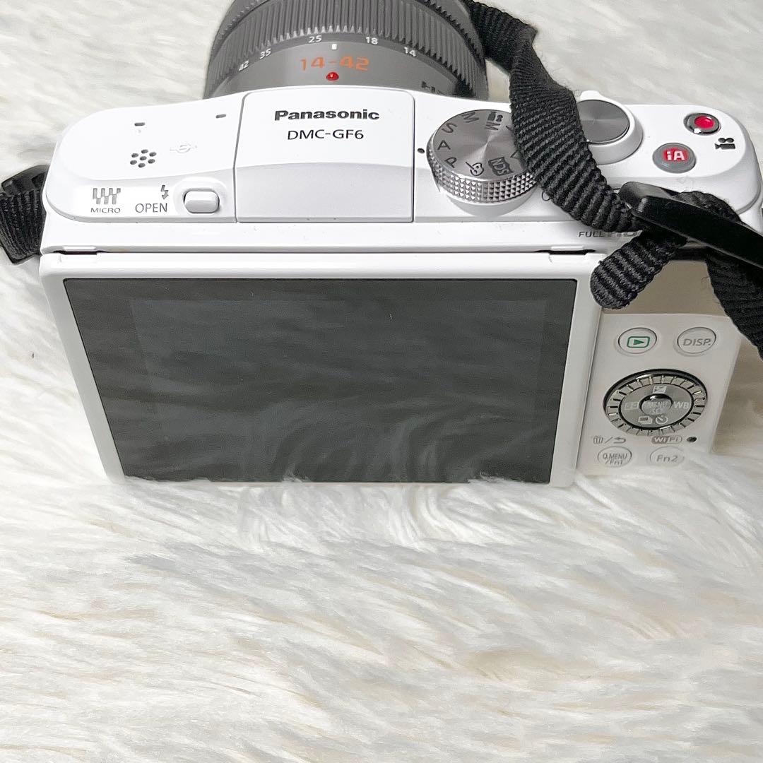 【極美品】Panasonic LUMIX DMC-GF6 ダブルズームキット