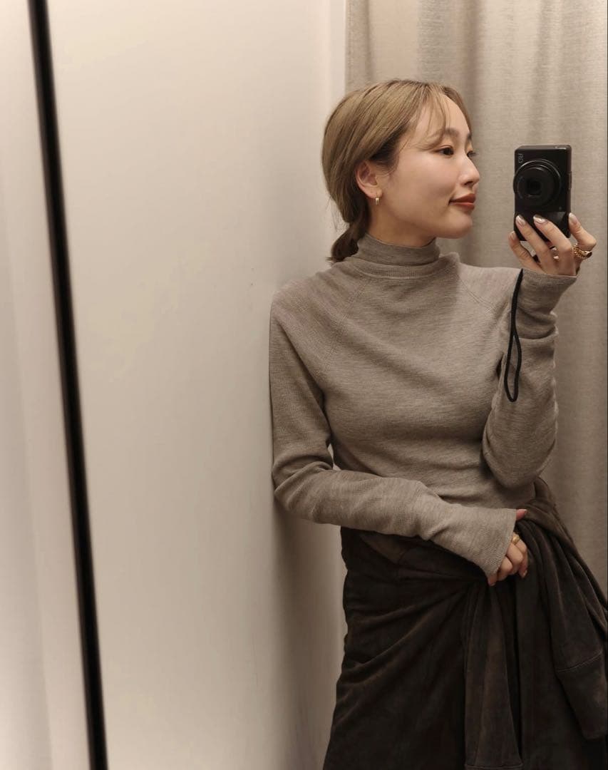 名古屋限定カラー　2wayコンフィーハイネックプルオーバー