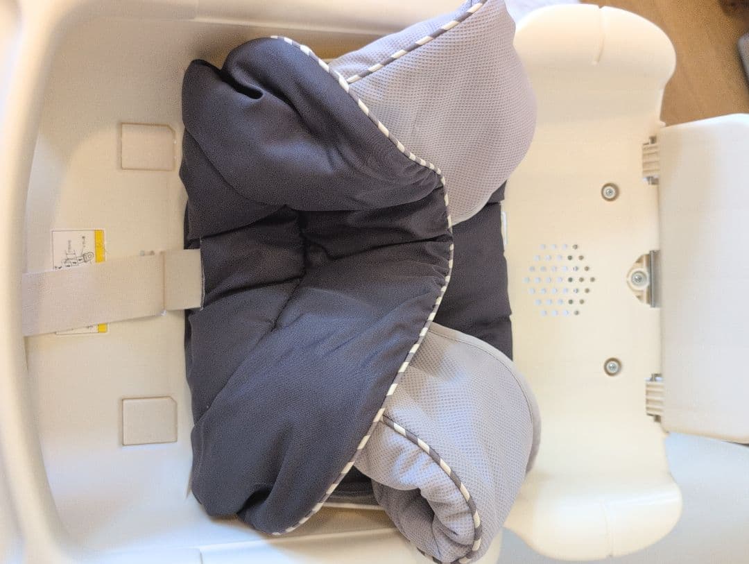 極美品 ♪【手動】Combi コンビ ネムリラ セサミグレー ハイローチェア♪