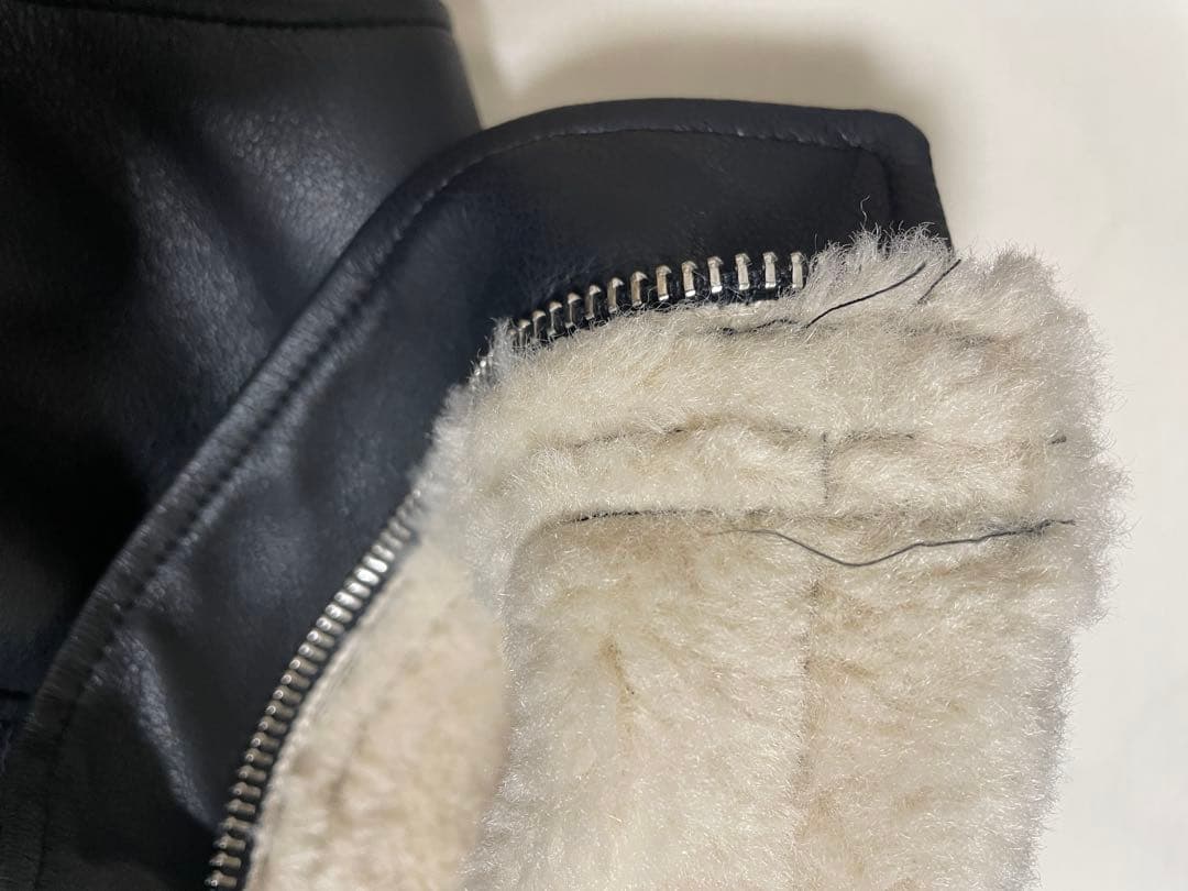 andrea&co. フェイクレザーボアブルゾン　ブラック　AUBREY