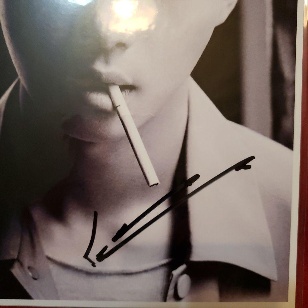 パクソジュン 　　サイン　　モノクロ写真