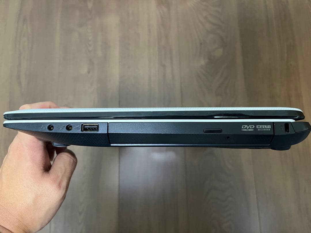 ASUS K55A ノートパソコン（中古）