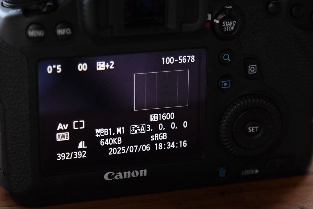 Canon EOS 6D デジタル一眼レフ 本体（ボディのみ）フルサイズセンサー