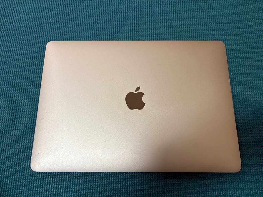 MacBookAir 2020 Apple M1 8G SSD256G ゴールド